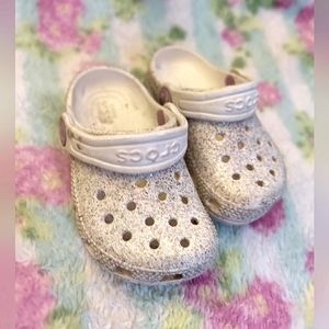 Sz 6C White Glittery Crocs